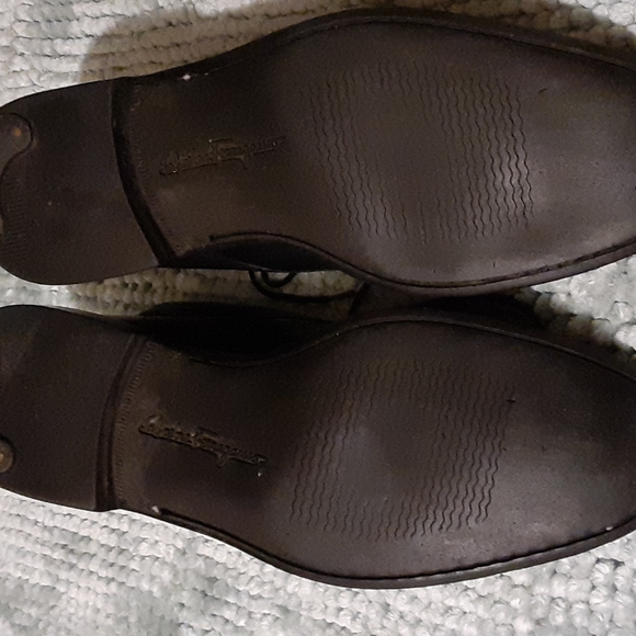 Salvatore ferragamo size  8 D - Picture 5 of 7